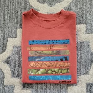 PRANA tee NWOT  - Mens Size S